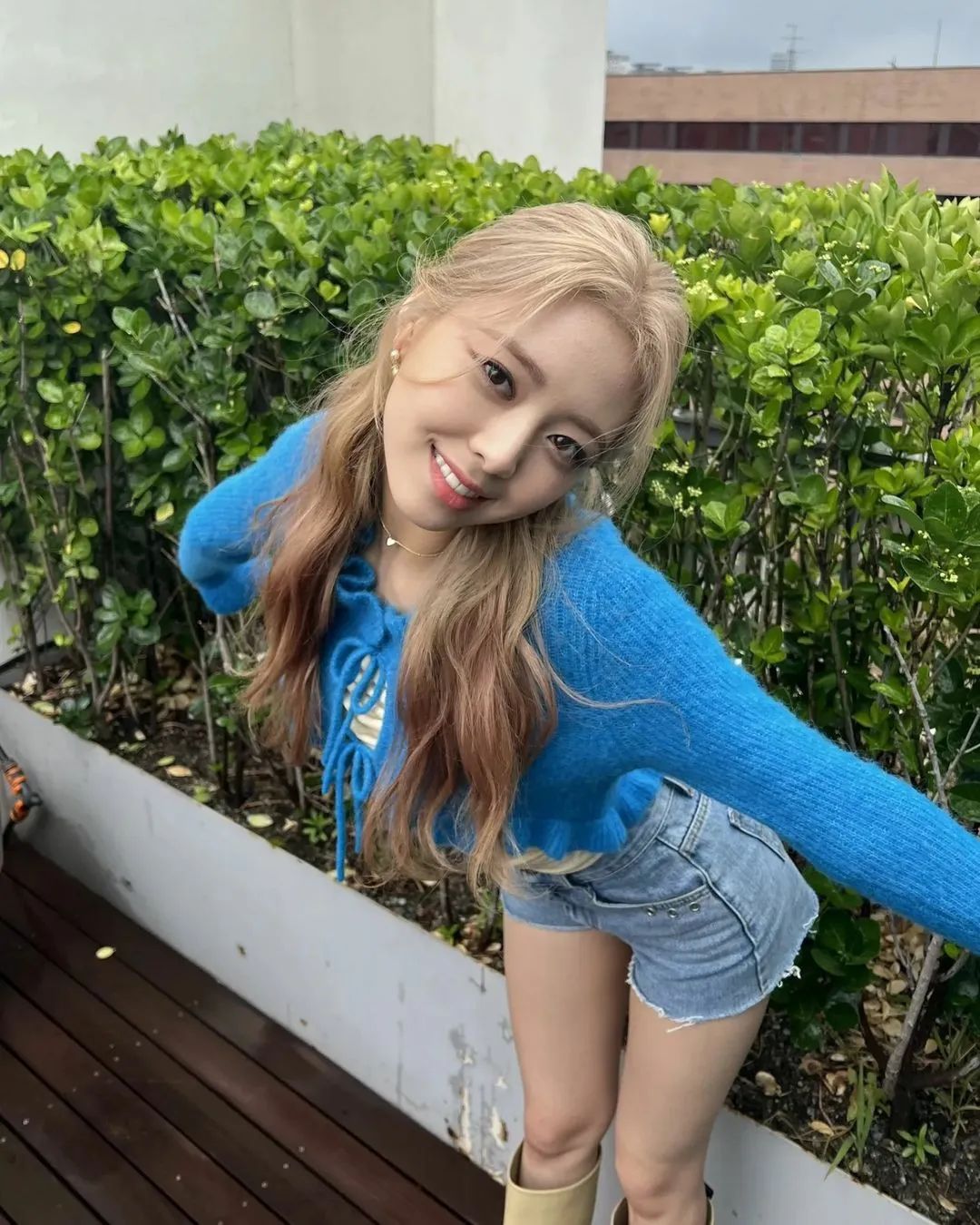 可爱又迷人!醉人氛围的红毯女神申有娜