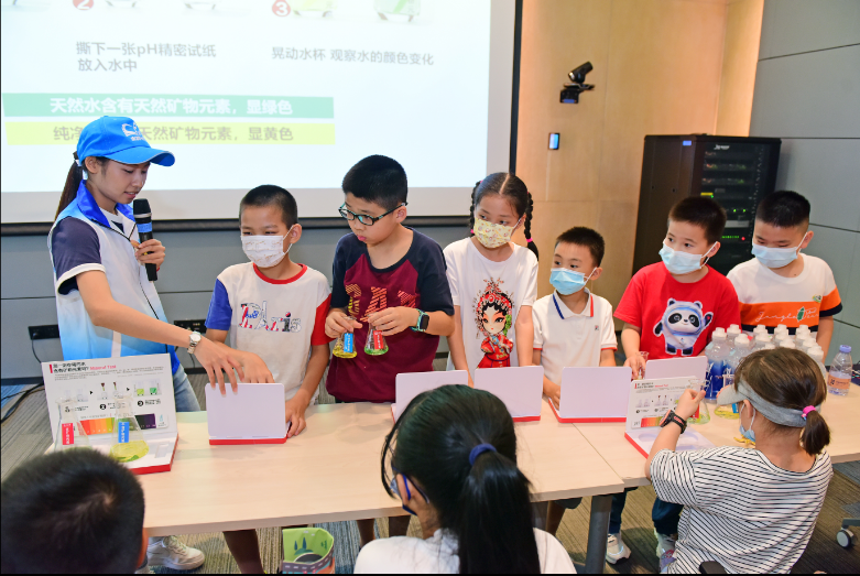 2022年深圳市全國科技活動(dòng)周前海深港基金小鎮系列活動(dòng)圓滿(mǎn)結束