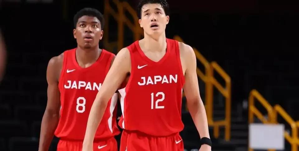 日本人为什么不看nba(日本男篮遭受重创！NBA球星拒绝为国征战，球迷沸腾了)