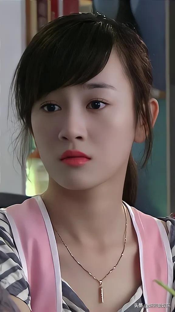 以前的张檬好美，清纯靓丽，气质出众