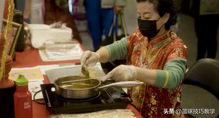 nba有哪些球队共用一个主场（年味最足的NBA球队！西蒙斯向中国捐球场！篮网主场春节元素满满）