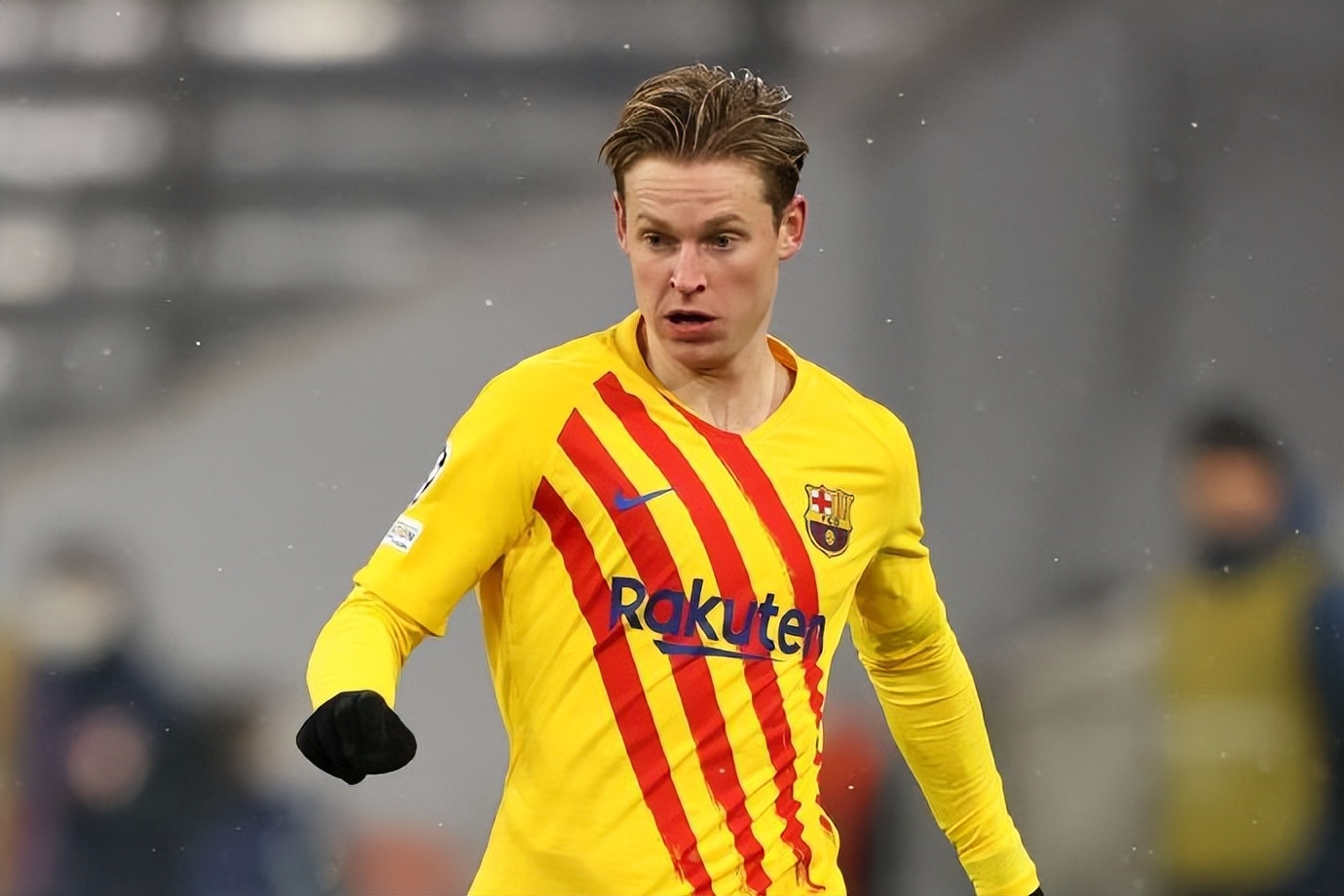 巴萨球迷头像(德容为什么总能拿到"免死金牌"?