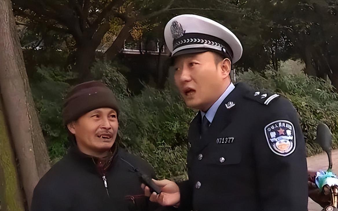 痛心!"网红交警"谭乔救了那么多人,却没能救下自己
