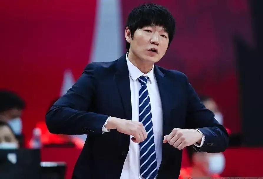 看cba在哪里看（1月11日CBA赛程：CCTV破天荒直播两场：新疆对深圳&amp;山东对东阳光）-趣拿体育