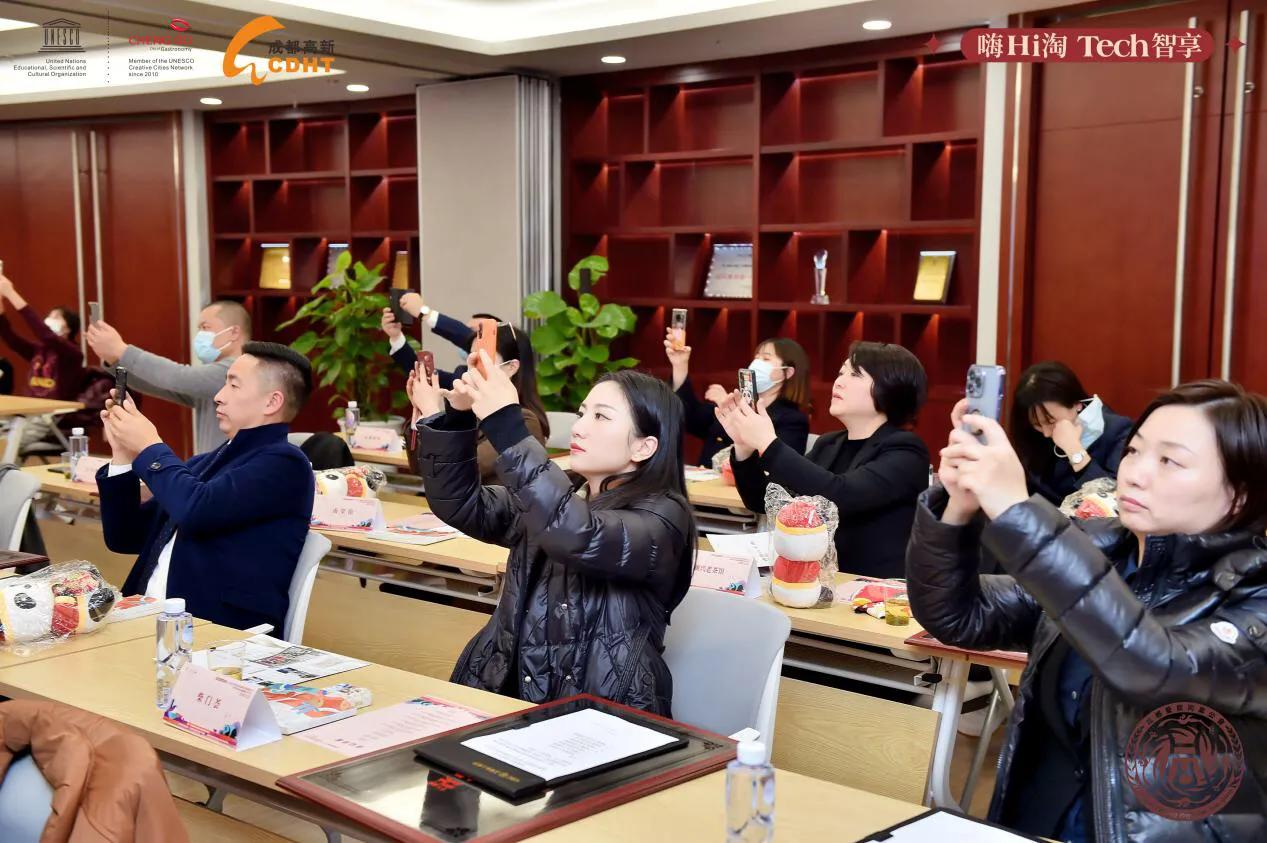 成都高新美食嘉年华暨咖啡文化节闭幕 餐饮名店消费示范点位看过来