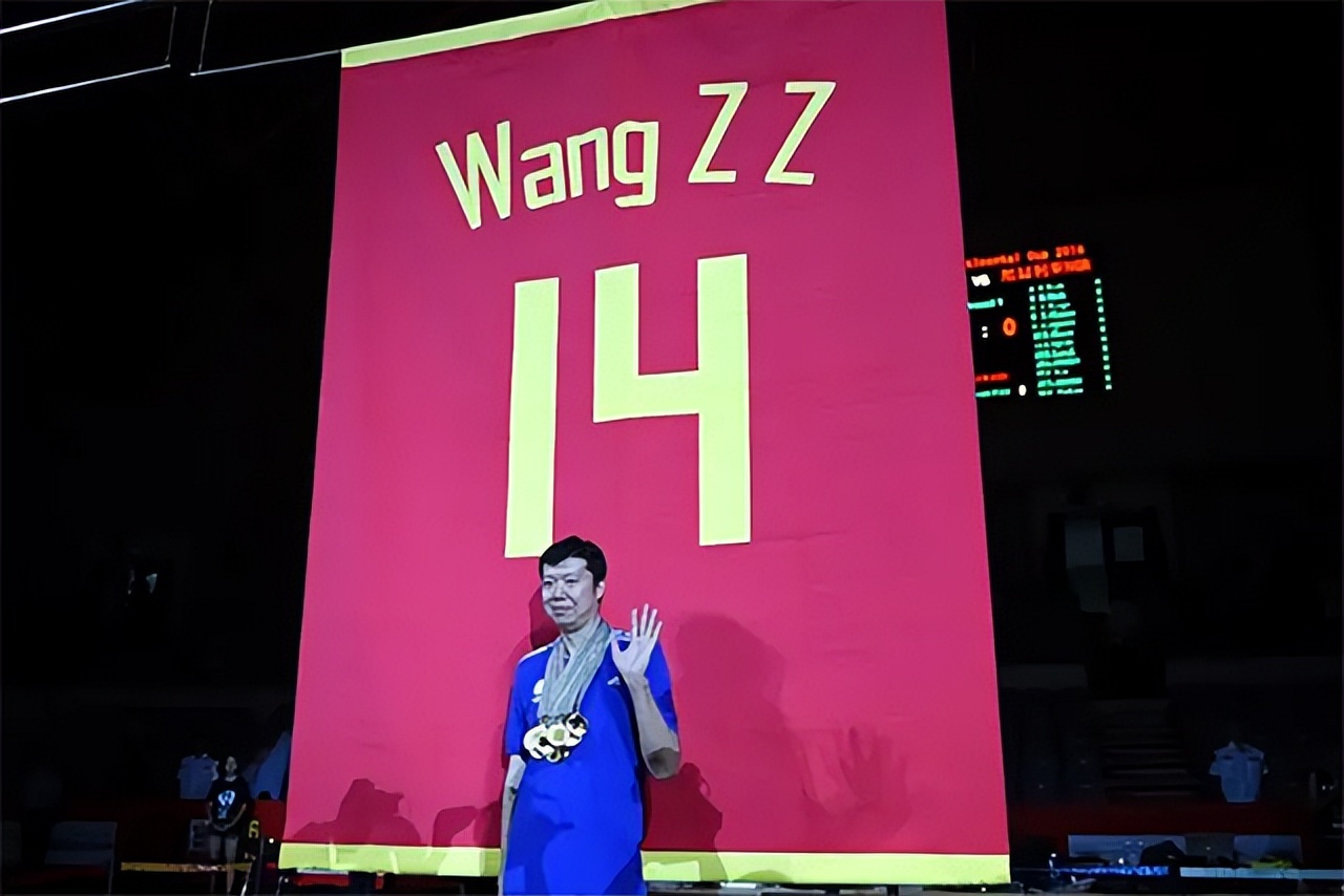 王治郅老婆周蕾身高（19年，王治郅二婚娶小14岁美女主持，与前妻的18岁儿子身高2米05）