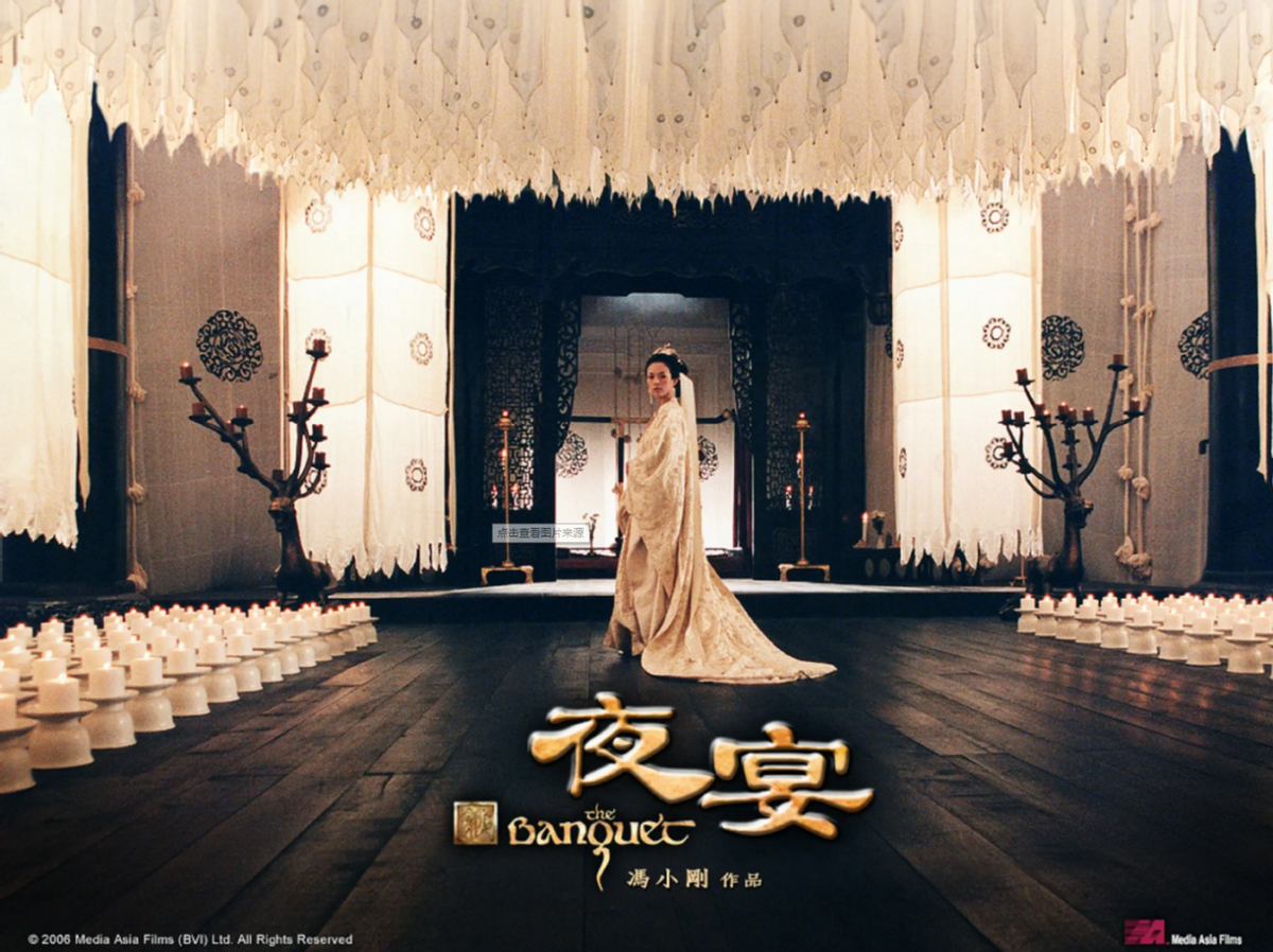 神秘的群演、张子枫的演技、冯导的卑微，成就了这部电影