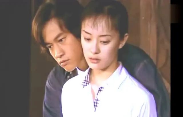 “表白”孙俪三度被拒、从当红沦为18线，他却依旧被封“男神”？