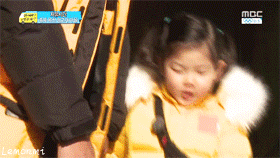 现实版德善父女：堪称搞笑界的泥石流，去美国博物馆竟被永久拉黑