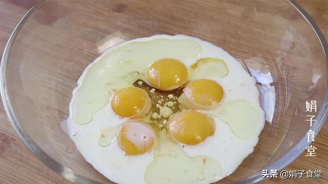 电饭煲做蛋糕的方法（电饭煲版的蛋糕制作方法）