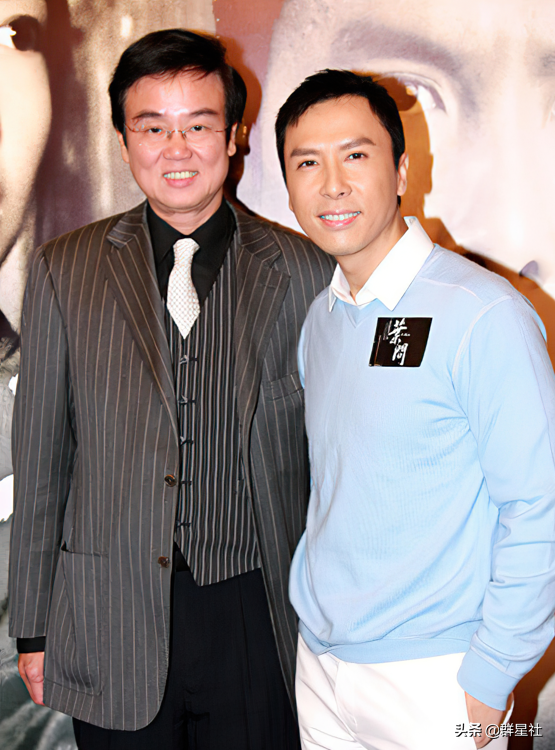 错失周星驰，辞退王家卫，花1亿签约甄子丹，他真是人傻钱多吗？