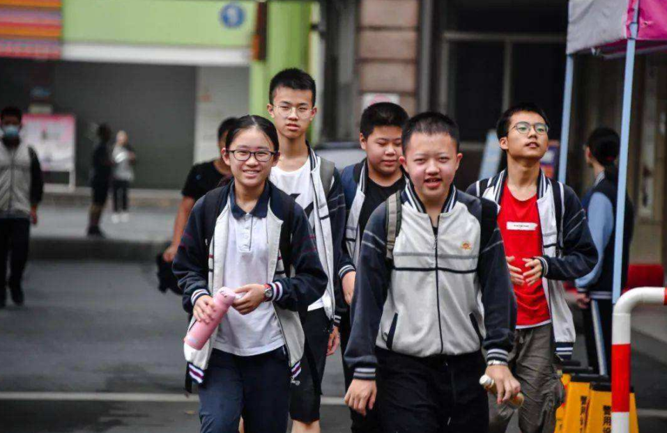 除了浙江省外，全国中小学生将提前放假，“神兽”就要回家了