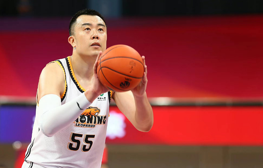 直播篮球辽宁对青岛（央视直播！辽宁男篮VS青岛，杨鸣拒绝爆冷，韩德君轮休不打）