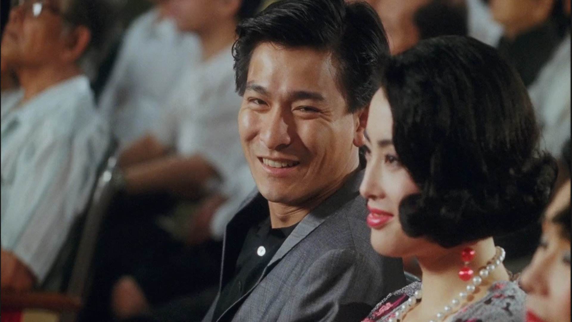 7主演:刘德华/吴孟达/邱淑贞/张敏影片讲述了青年雷洛在朋友猪油仔的