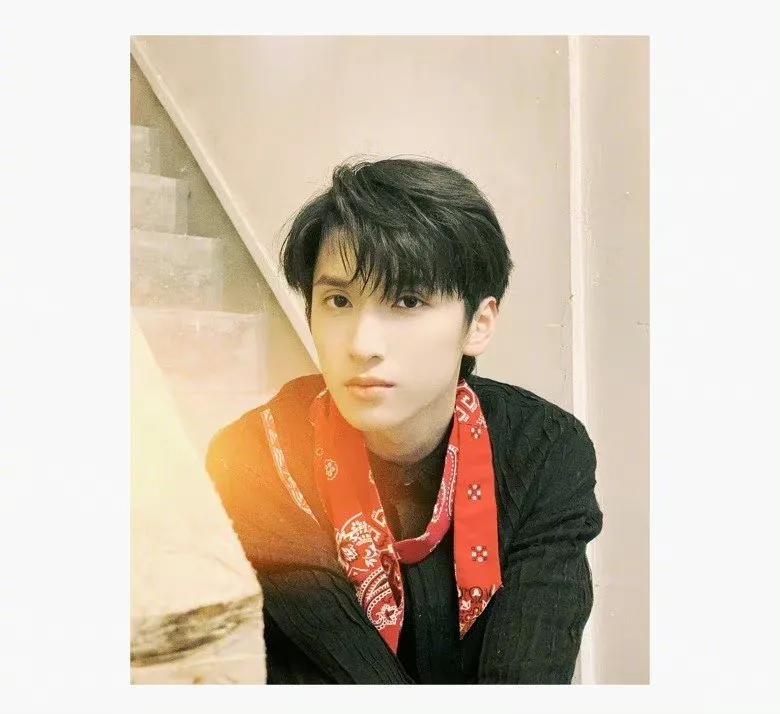 6.16图：檀健次 侯明昊 迪丽热巴 于朦胧 赵丽颖 易烊千玺 吴磊 胡兵 沈月