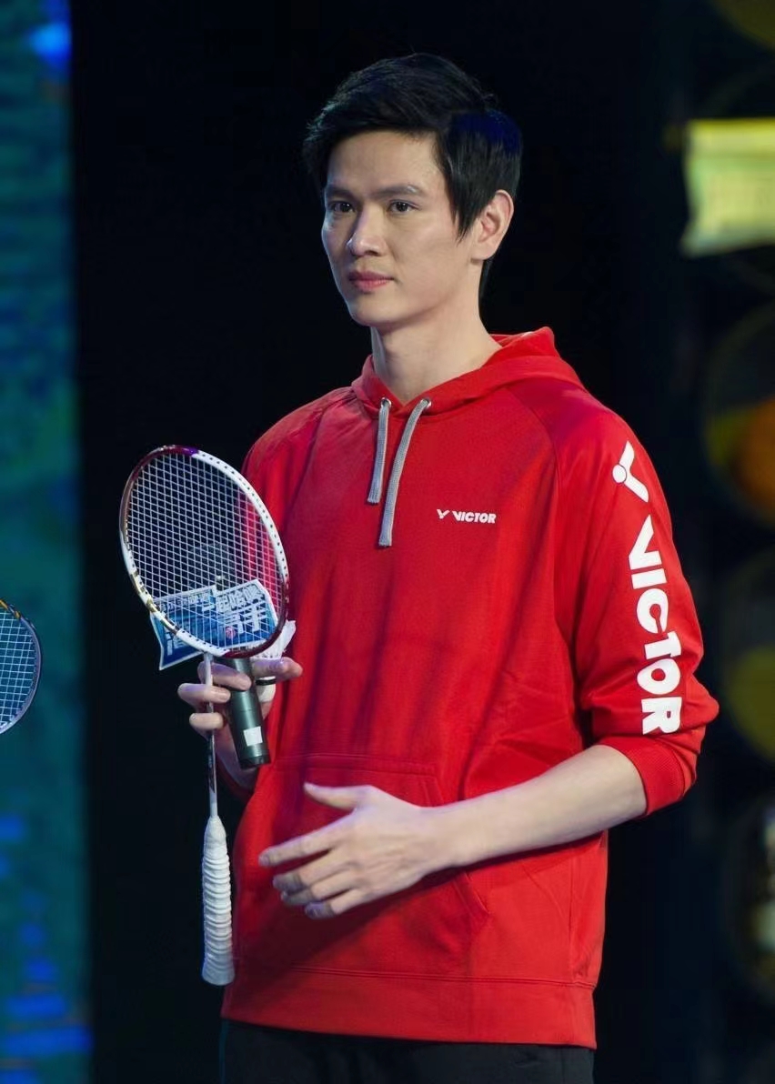 羽坛名将鲍春来:一生挚爱早已嫁人生俩娃,他38岁至今却未婚