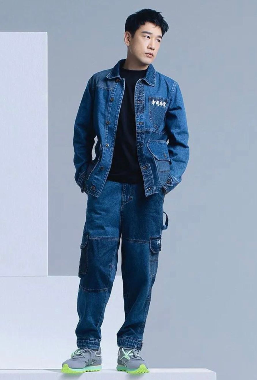 男人到中年气质最重要，基础款学王耀庆这么穿，一看就是有钱人