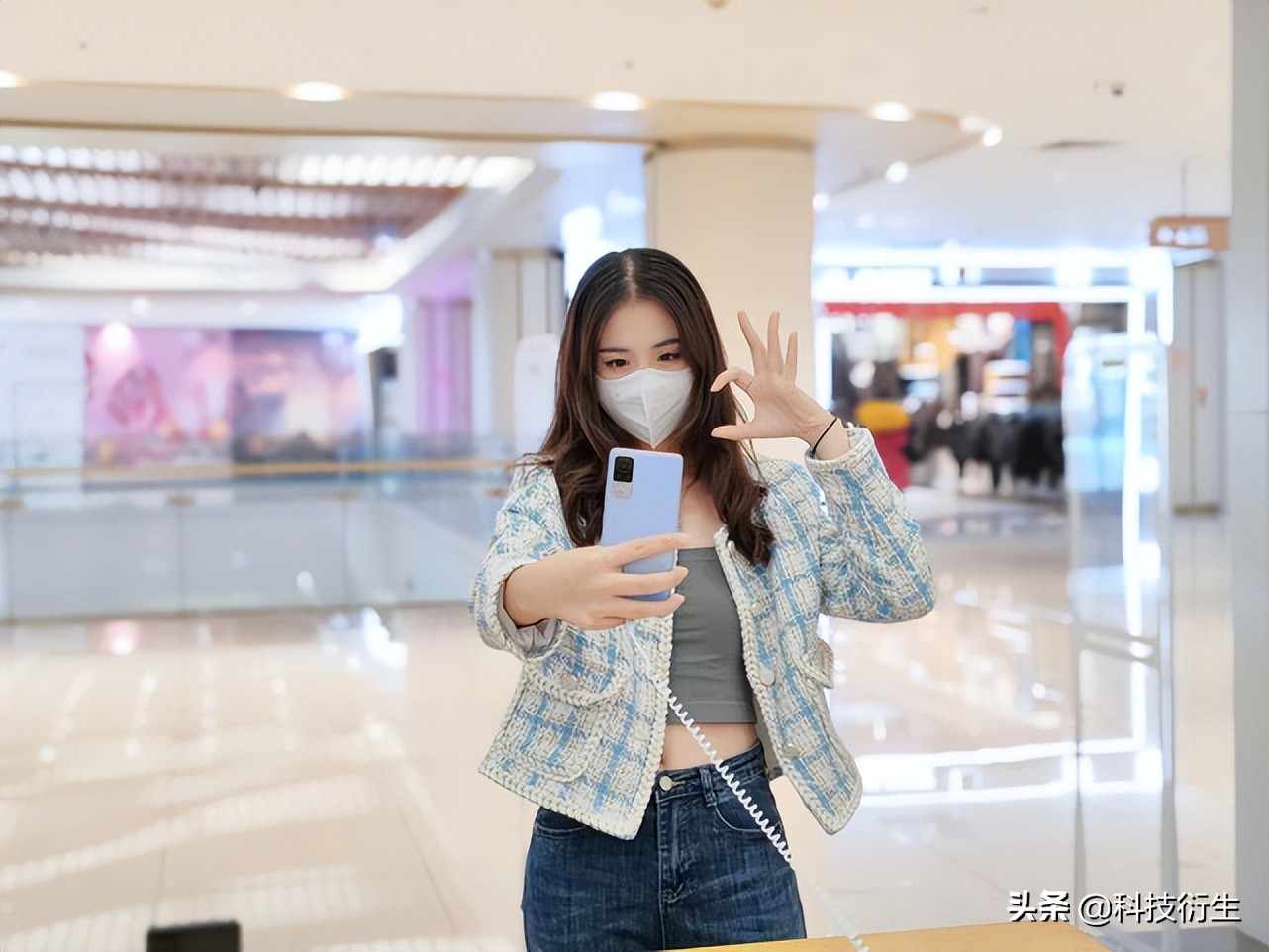 vivo新机直接发布：首发天玑芯片，支持80W双芯快充