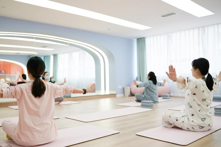 郑凯老婆苗苗坐月子，花50万住总统套房，宋丹丹：我儿媳住20万的