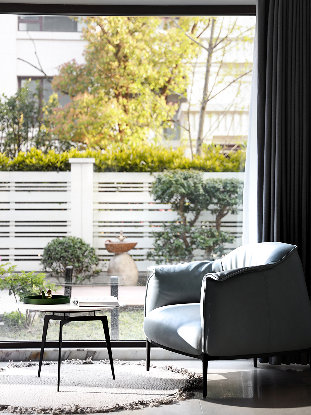 上下打通的重新解构之家，两套大平层打造老少皆宜的现代风装修