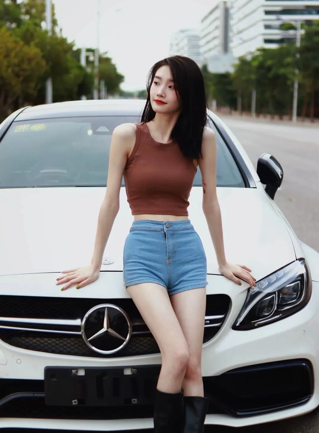 希望你眼眸有星辰，心中有山海，从此以梦为马，不负韶华