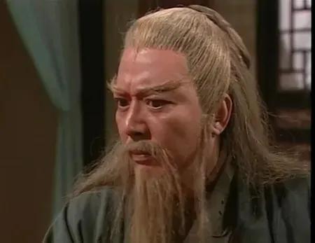 同样是演“黄药师”，把曾江和其余4位放在一块，差距就出来了