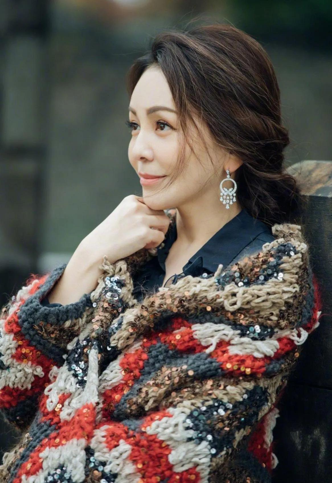 9位“妈妈专业户”：天生一张养尊处优脸，自带贵气，演不了穷人