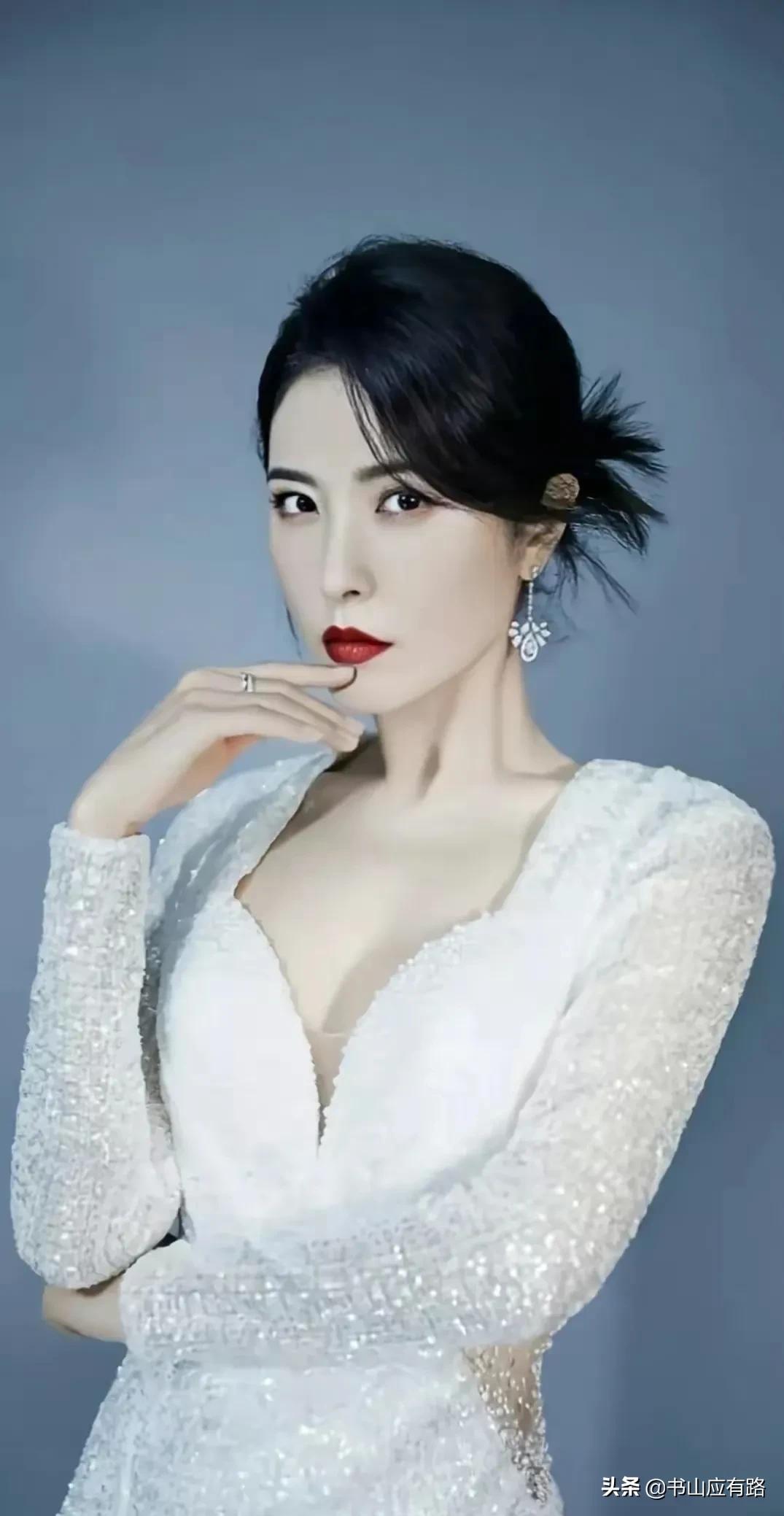 曾黎：不愧是中戏第一美，张柏芝直言没她漂亮