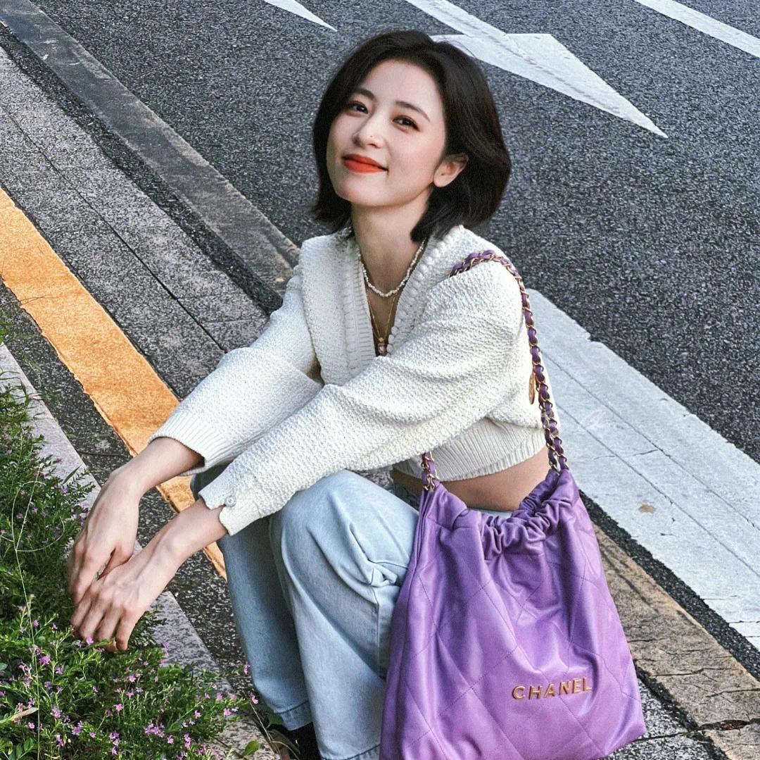 私服穿搭博主周雨彤