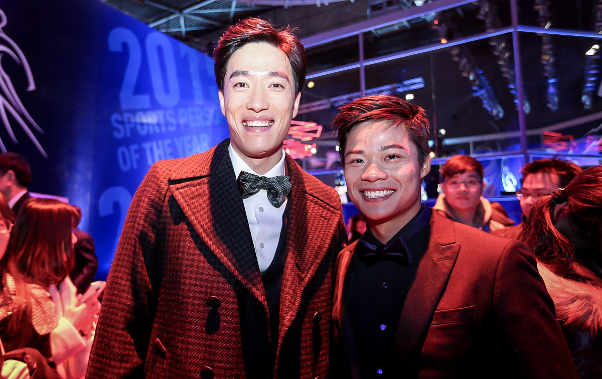 如何评价刘翔和苏炳添（苏炳添和刘翔谁更伟大？2个角度，各有千秋）-趣拿体育