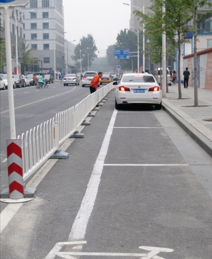 东大教授：城市污染是因为自行车太多！为何撇清汽车？真有道理吗