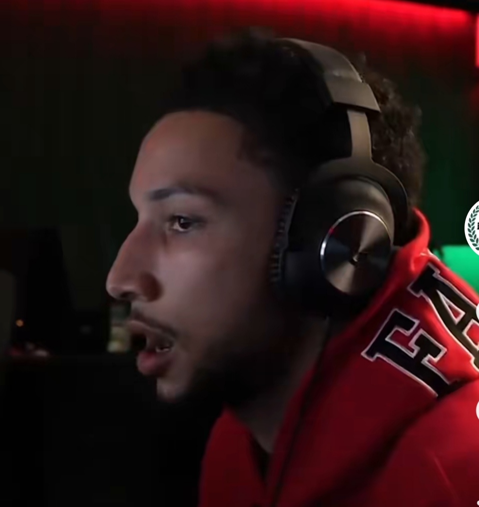 篮球比赛至少打多少分钟（西蒙斯开创历史，打游戏花了9748分钟，NBA上场时间9326分钟）