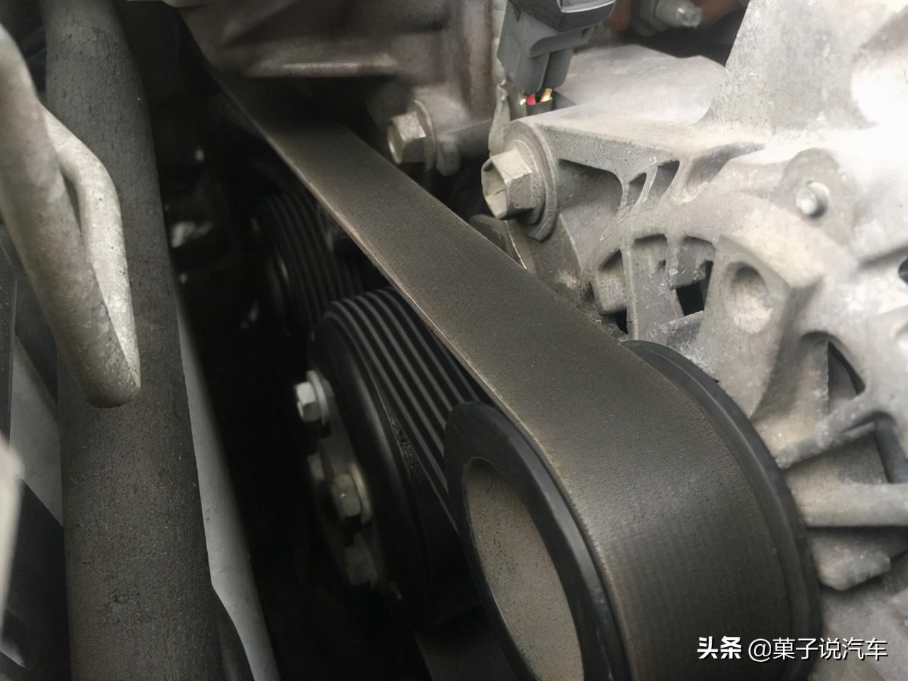 汽車“正時皮帶”與“正時鏈條”如何判斷更換或保養？老司機教你