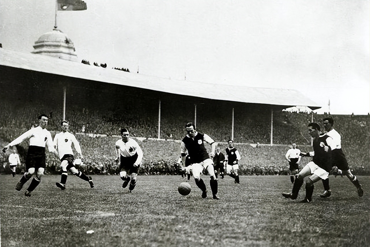 英国组队世界杯（「足球历史」为什么英国派了四支球队参加世界杯？）