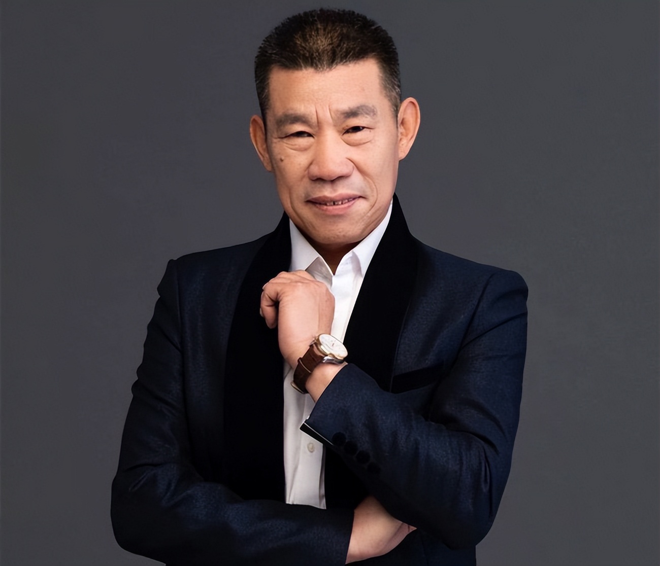 演员杨清文：钟爱演艺事业 六十载发际梦 依然是追求
