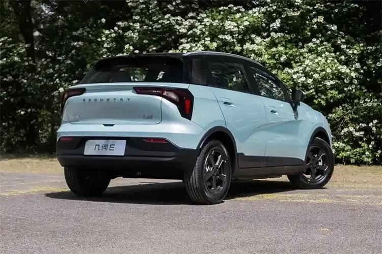 吉利几何E即将上市，售价8.78万起，纯电汽车快到拼价格的时候了