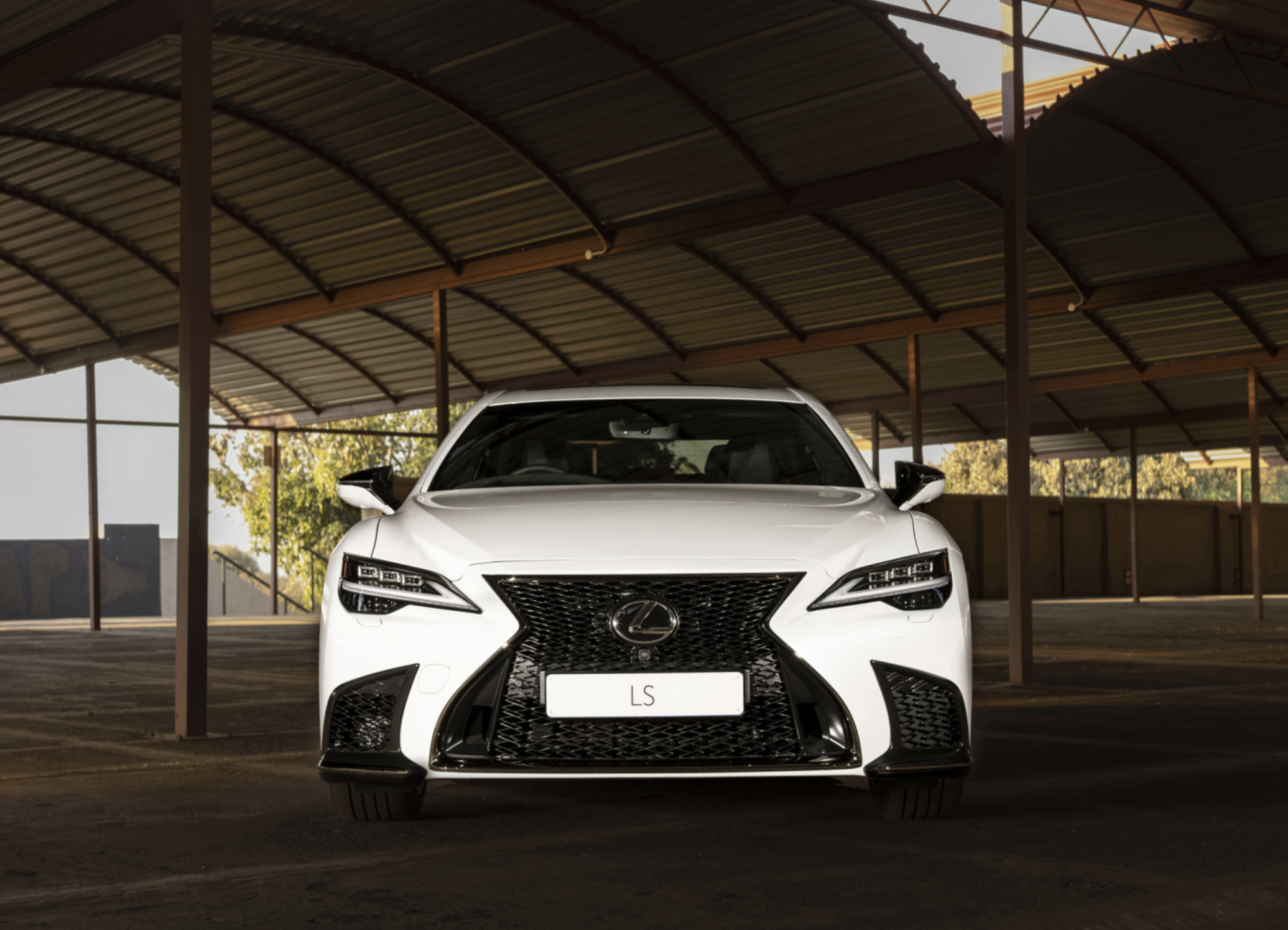 第二代丰田Mirai，与雷克萨斯LS同平台，不烧油不充电，续航850km