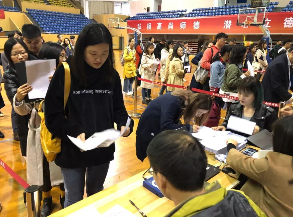 考研就要选名校，否则一事无成，是否选择名校真的重要吗