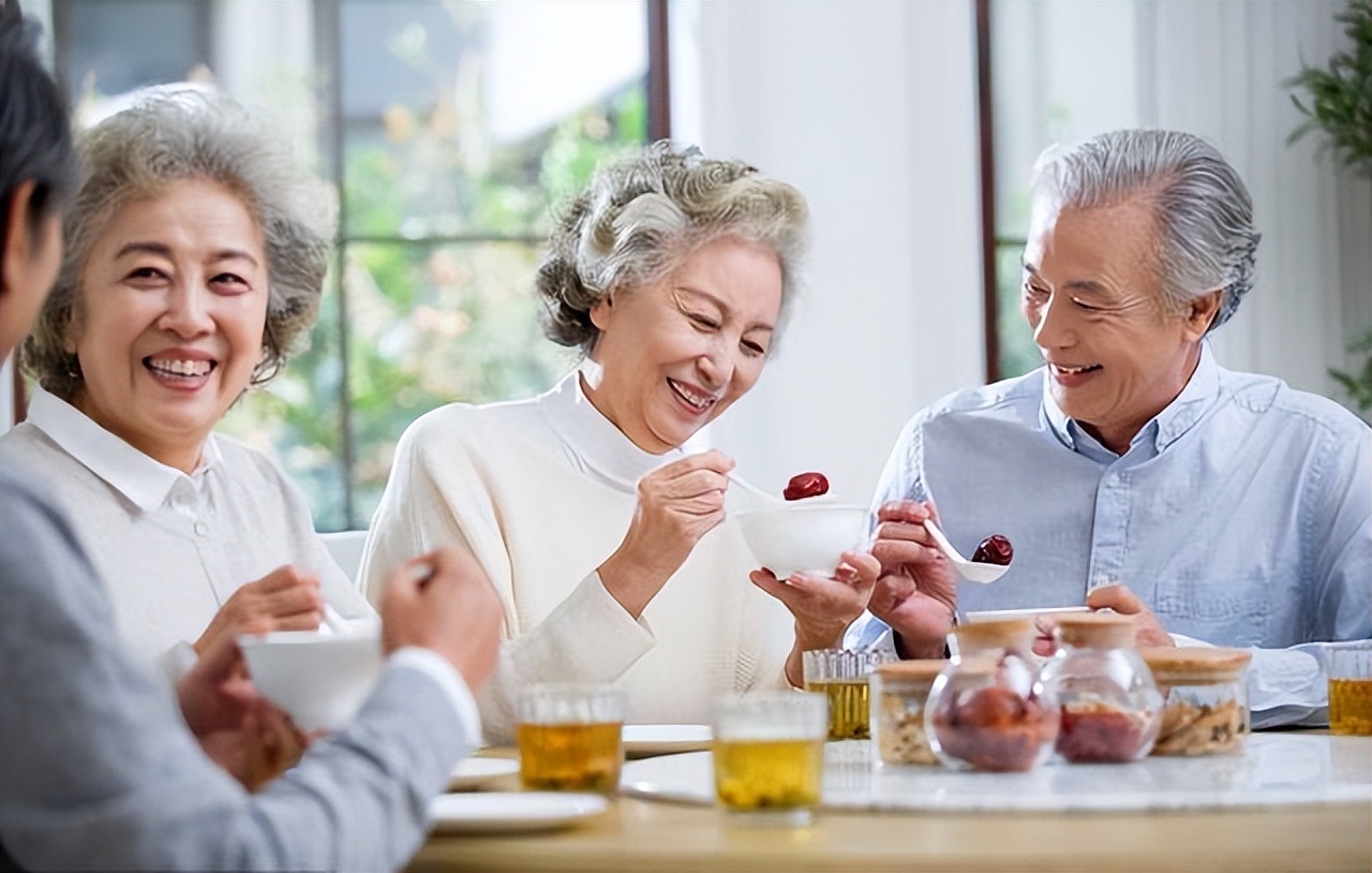 若想安度晚年,4個飲食原則推薦給中老年人-有喜優惠券