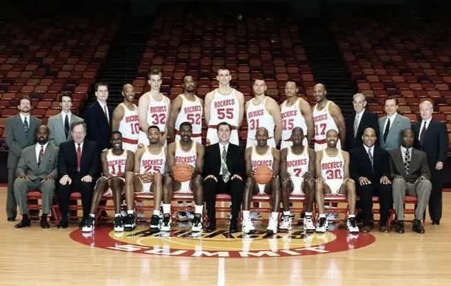 NBA中文怎么翻譯（問問球迷：中職籃CBA的C是Chinese，美職籃NBA的America在哪？）