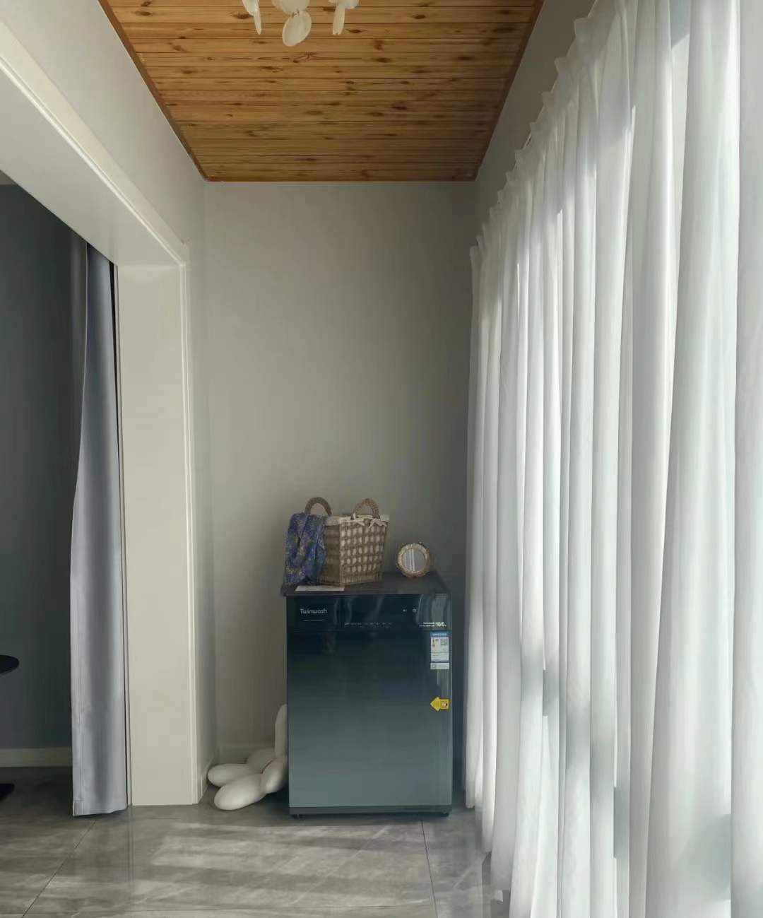 90后夫妻的穷装风，226㎡只用了17W，简约又高级全不见一丝俗气