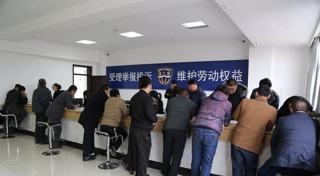 2022年社保補繳條件和補交材料來了，另有一條好消息，請轉告家人