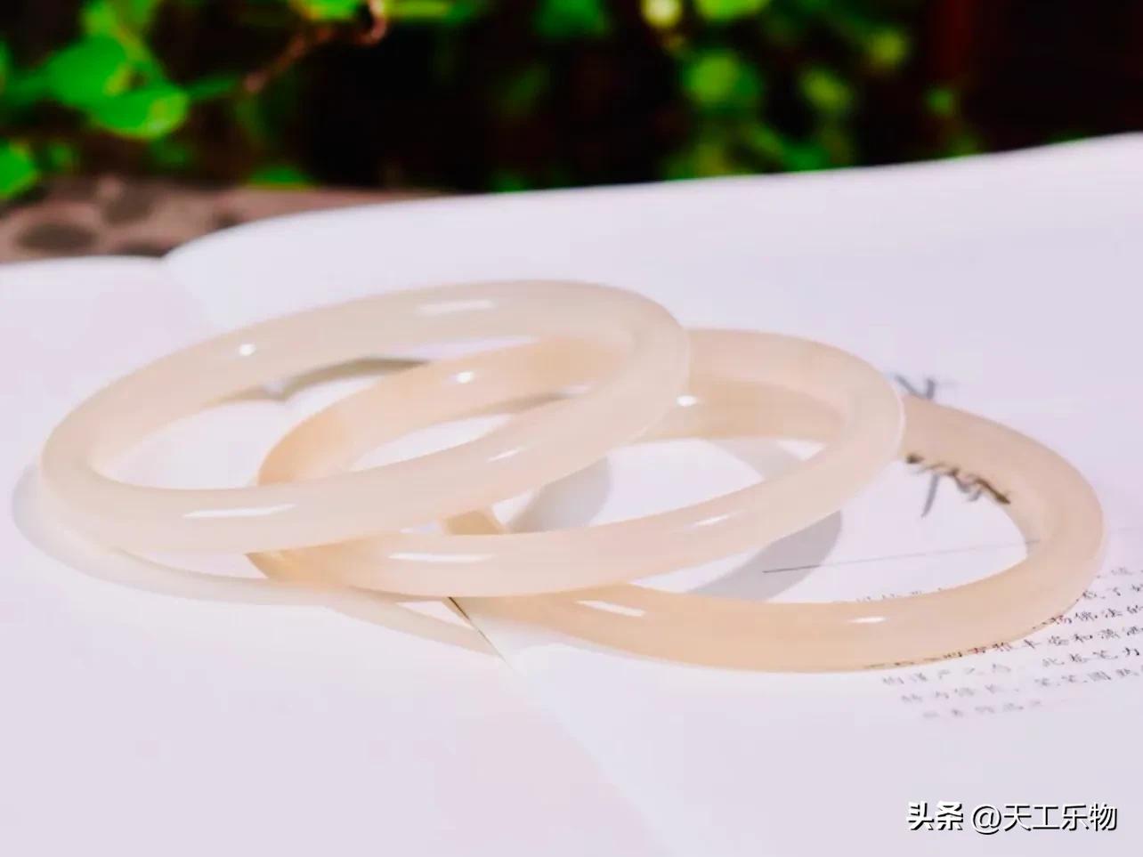 北京奥运会奖牌用什么玉（北京奥运的“金镶玉”奖牌，究竟是不是和田玉？）