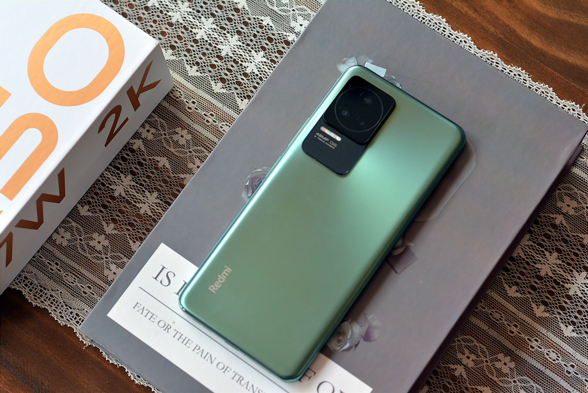 2000价位手机怎么选？小米、vivo都不错，唯品会还有特卖