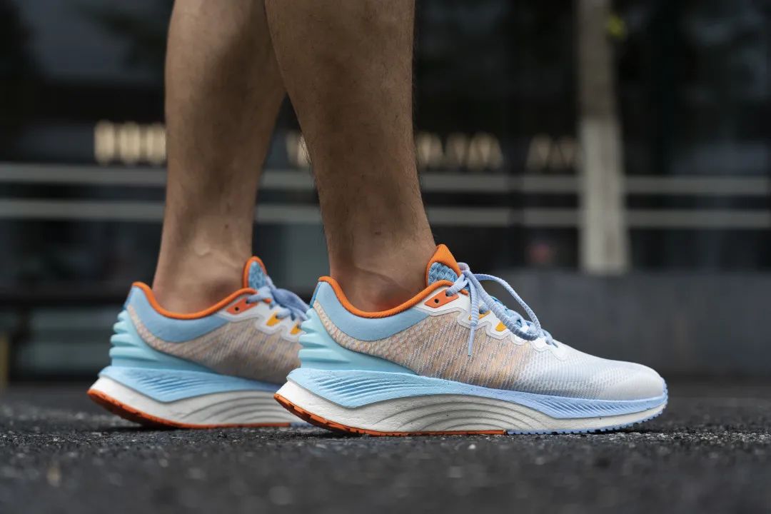 cba闪击8为什么召回（闪击8代断底被召回，休闲鞋被质疑抄袭，李宁又翻车了么？）