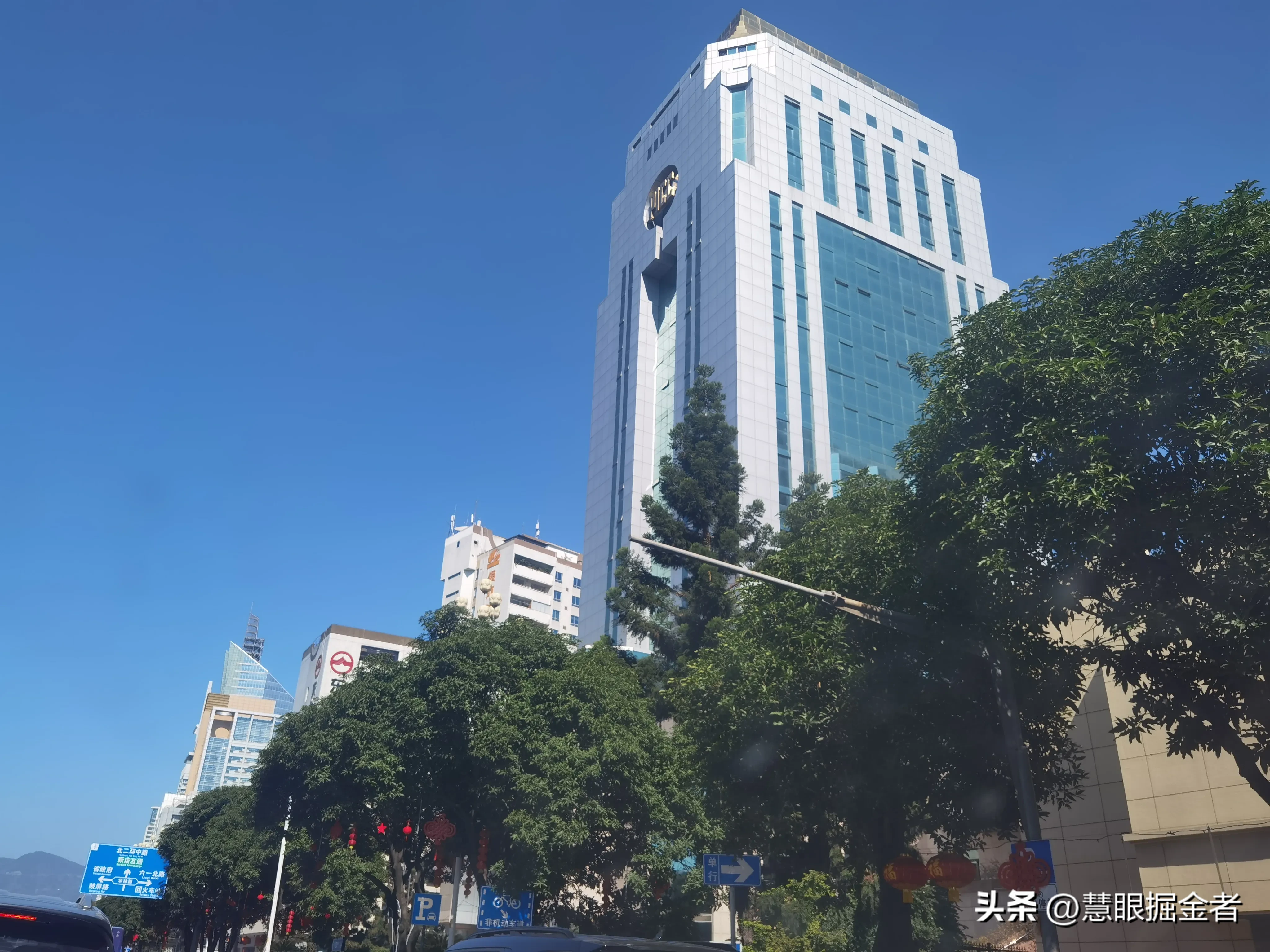 一个人连续开车800公里以上,是一种什么体验?