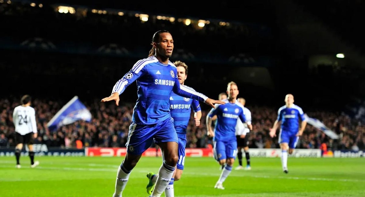 切尔西逆转那不勒斯（切尔西欧冠三大翻盘，穆帅占两次，逆转早就刻进这支球队的DNA里）