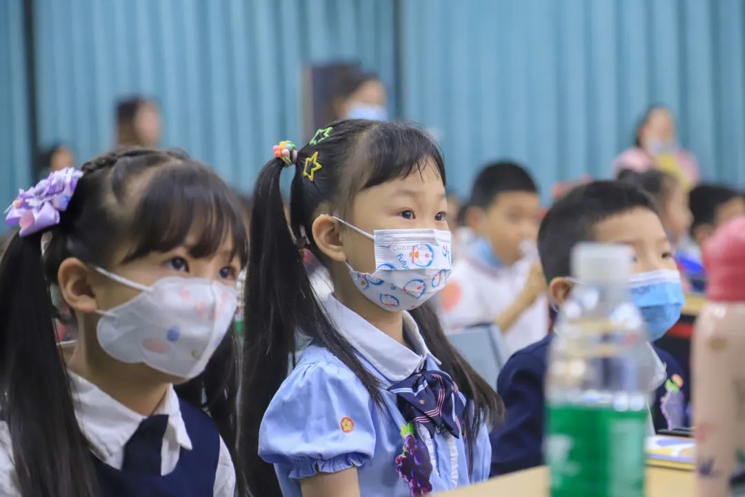 “我和南小零距离”一一记2022春南湖小学幼小衔接主题活动