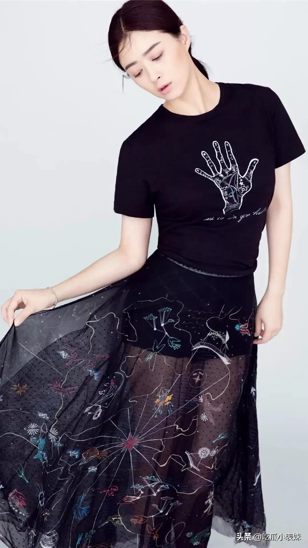 蒋欣，成熟之美，很有气质