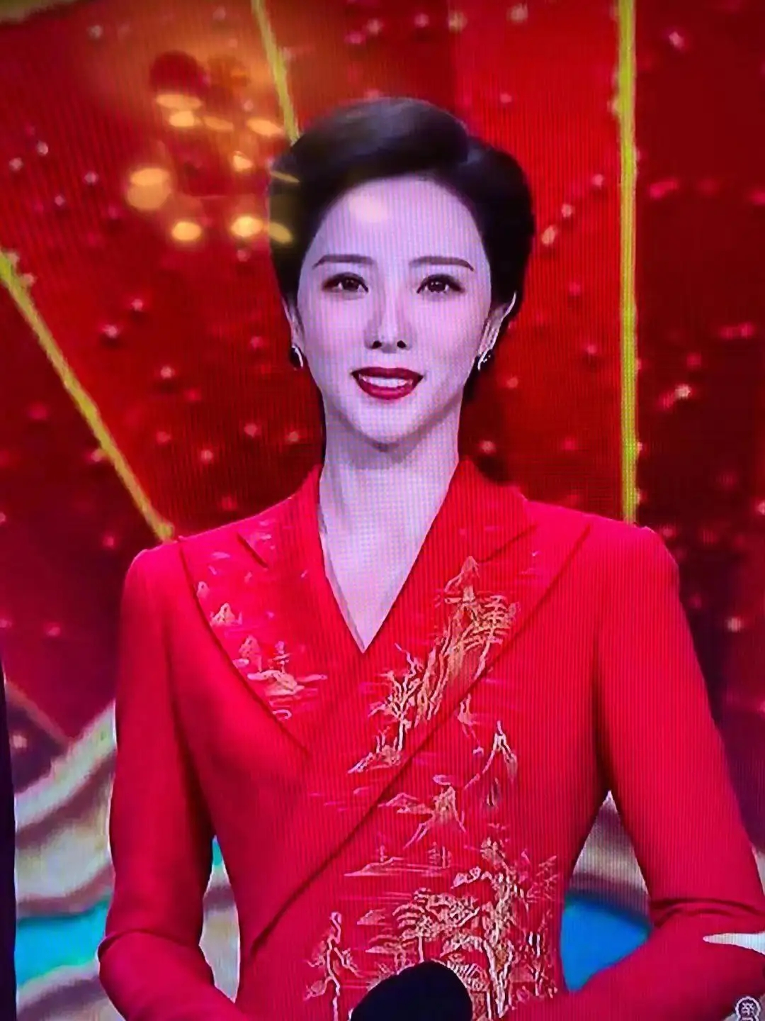 “欢乐英雄”李思思（108将-第24员）